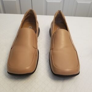Men's Tan Loafers